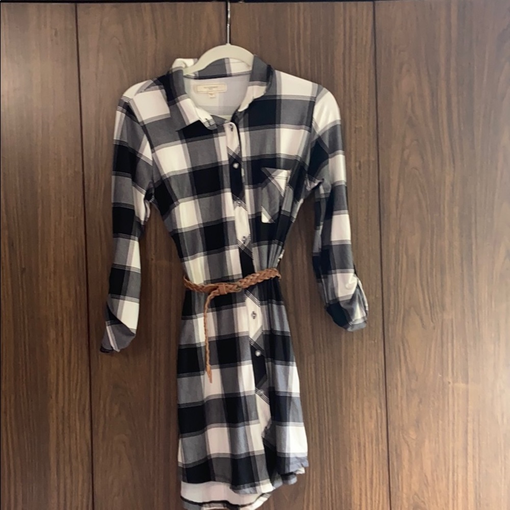 Trendy, plaid oversized tee dress